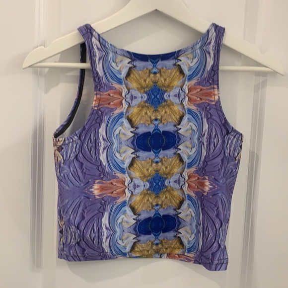 Spandex Crop Top - Picture 2 of 4